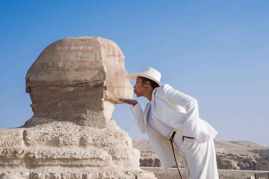 IAmSteveHarvey's tweet photo. Great Sphinx of Giza #MarjorieHarvey https://t.co/1Md3rH274U