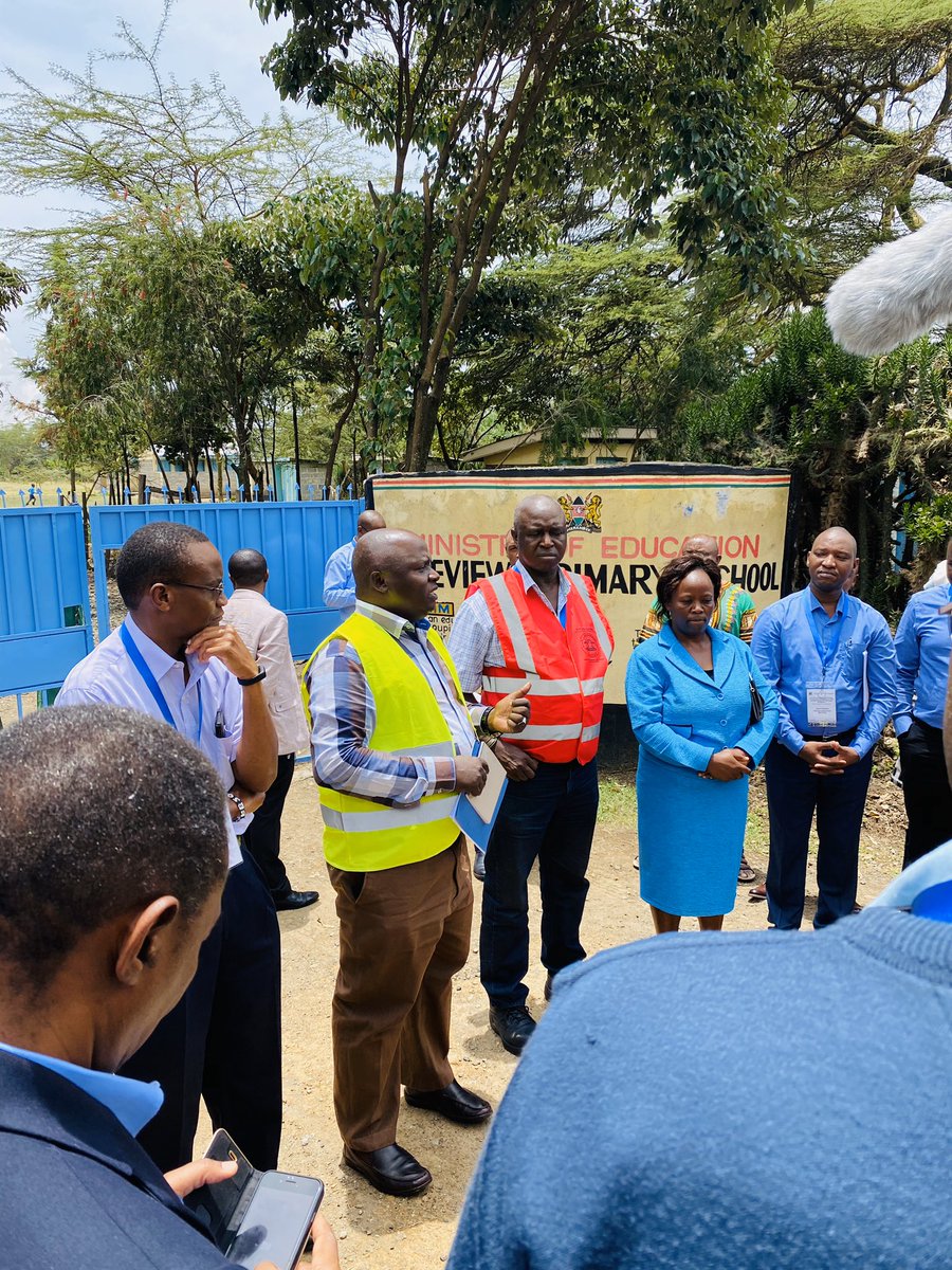 Kuf2023's tweet photo. Kenya Urban Development workshop participants visit the Kihoto settlement by #KISIP, @worldbank supported program - Better Drainage, all weather roads and enhanced security are among the key improvements #LiveableCitiesKE #TDD https://t.co/k8GQnaIjmv