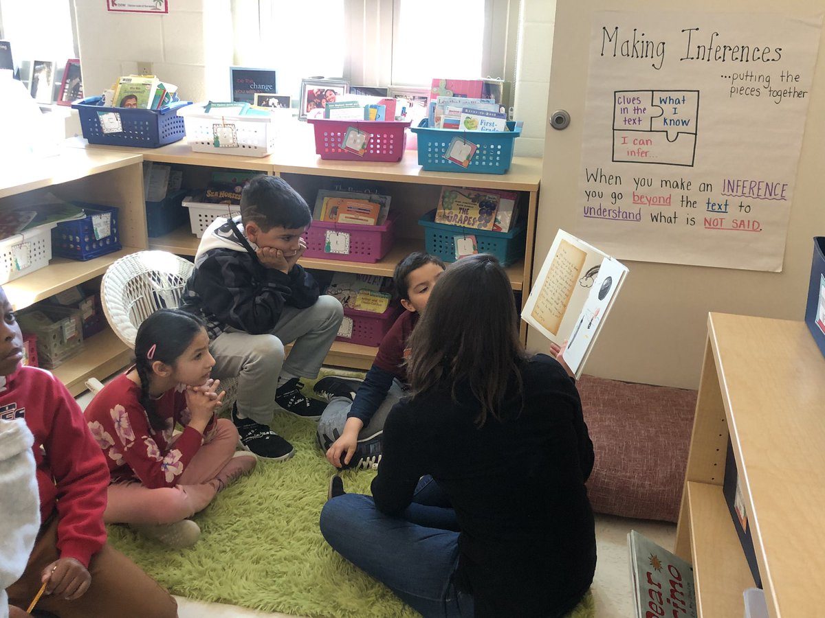 mrs_wasser's tweet photo. Had some special guest readers for Read Across America day! Thank you parents for sharing your love of reading with us! #ReadAcrossAmerica2020 #snowdenfarm #mrswassersclass #secondgrade https://t.co/UPts6gi9g7