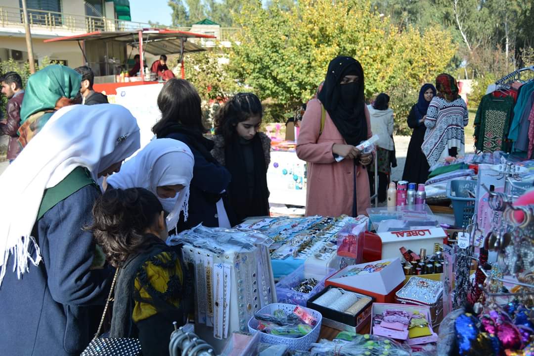 TFTolerance's tweet image. TFT Team Haripur from the University of Haripur conducted a successful talent hunt expo in Haripur in which there were different competitions like debates, essay writing, arts, and different skill sets that were performed. 

#HumaraAzm
#TogetherForTolerance
#TeamHaripur