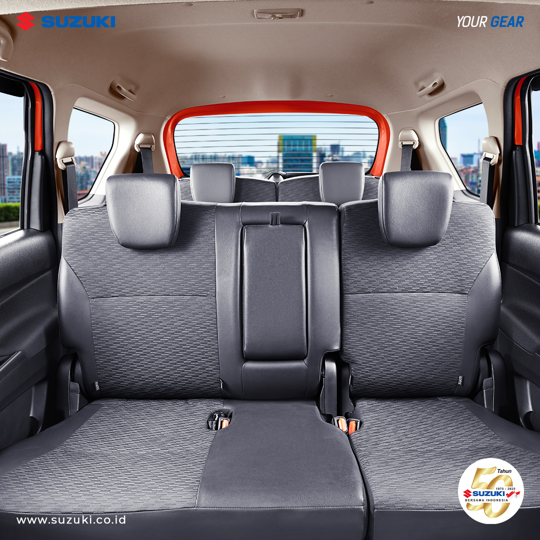 SuzukiIndonesia's tweet photo. Berkendara jarak jauh dengan Suzuki XL7 menjadi semakin nyaman dengan adanya fitur Arm Rest yang ada di baris pertama dan juga baris kedua.

Suzuki XL7, The New Extraordinary SUV!

Selengkapnya klik https://t.co/T8NWbdQd1p

#SuzukiFamily #SuzukiIndonesia #XL7 #GearToAccomplish https://t.co/F1yEZoebMW