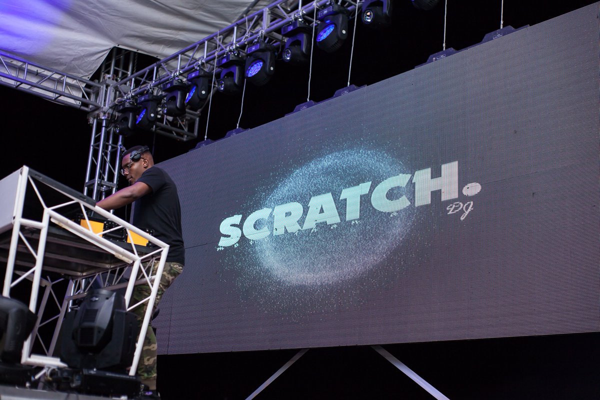 djscratchbw's tweet photo. @a @Kagiso_Neutral Ne rele within! ♥️💕
Performance graphics by - @a.light.guy
Pic - @kagis_neutral
Loc - #hcc20, #hcc, Mahalapye https://t.co/m7h5GMxNMF