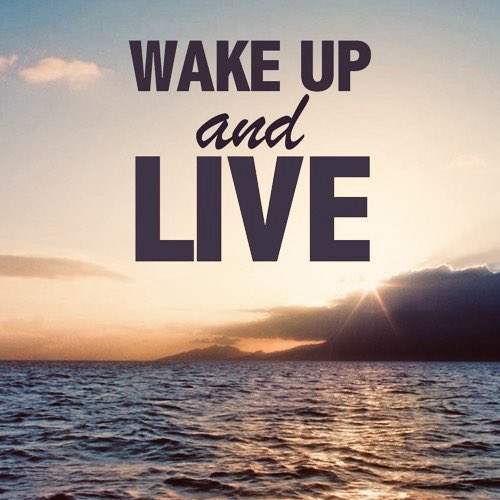 PPDShannaMoore's tweet photo. Tuesday Thoughts💭... #LifeIsTooShortNotTo🙏 #RiseAndShine☀️ #SpringIsComing💐 https://t.co/eLFpNRba9r