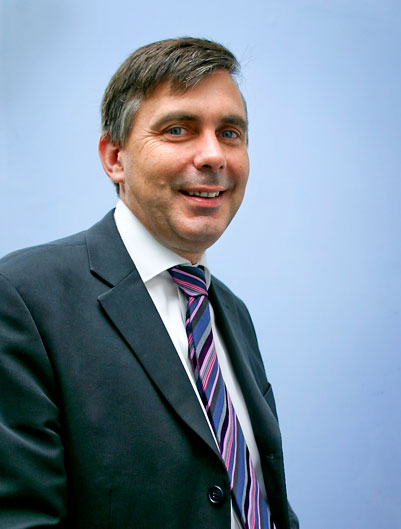 StokeSuccess's tweet photo. Meet the contributors - Phil O’Connell - entrepreneur who created the Simple Telehealth @nhssimple mode of digital delivery of healthcare, adopted in USA, Australia &amp; across the UK. Read an extract from Phil’s chapter here: https://t.co/UhhUEtwK4C #StokeYourSuccess @NHSDigital https://t.co/wkeqk3IOJX