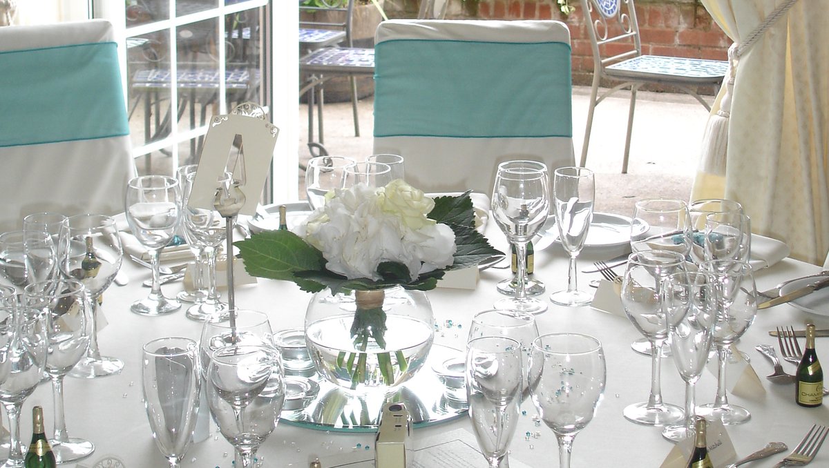 FoxHoundsHotel's tweet photo. Introducing the Wedding...Not so Classic Package – all you quite fancy that isn’t traditional!⁠ 🍾🍾🍾
⁠
We'd love to discuss your wedding with you, give us a call on 01769 580 345.⁠
⁠
#devonwedding #foxandhoundswedding #bridetobe #getmarrieddevon #devonweddinghotel https://t.co/qaOlrfjenl