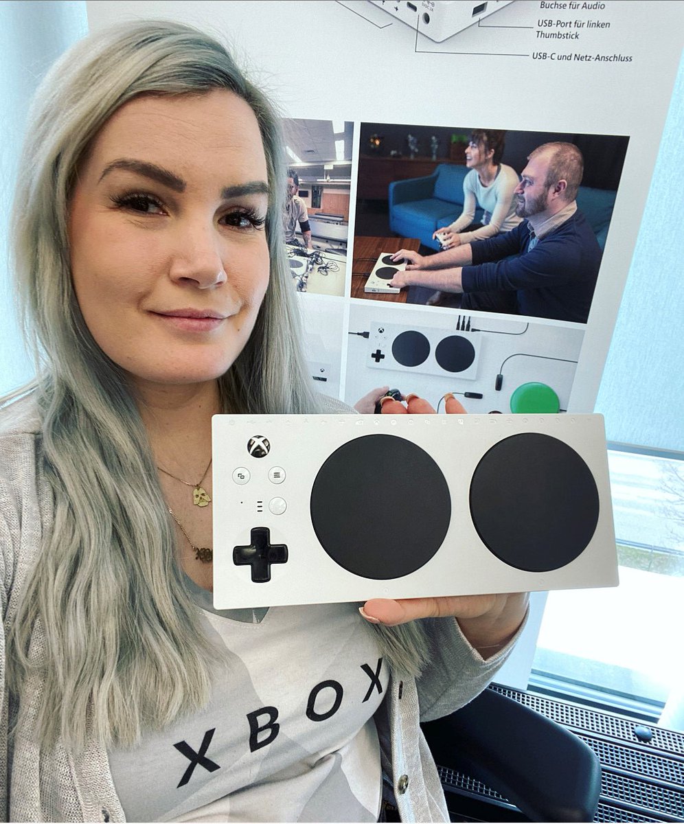 GMaxee's tweet photo. Bin heute beim Talk "Diversity and Games" der #ComputerSpielAkademie mit am Start und gebe einen Einblick bei Xbox sowie der #TeamDiversity Initiative vom @game_verband
Ab 19:00 im Pixel im Gasteig (München) 👉 https://t.co/owLBi7SwjB
Mit dabei: Der Xbox Adaptive Controller https://t.co/BvrKGlXKPu