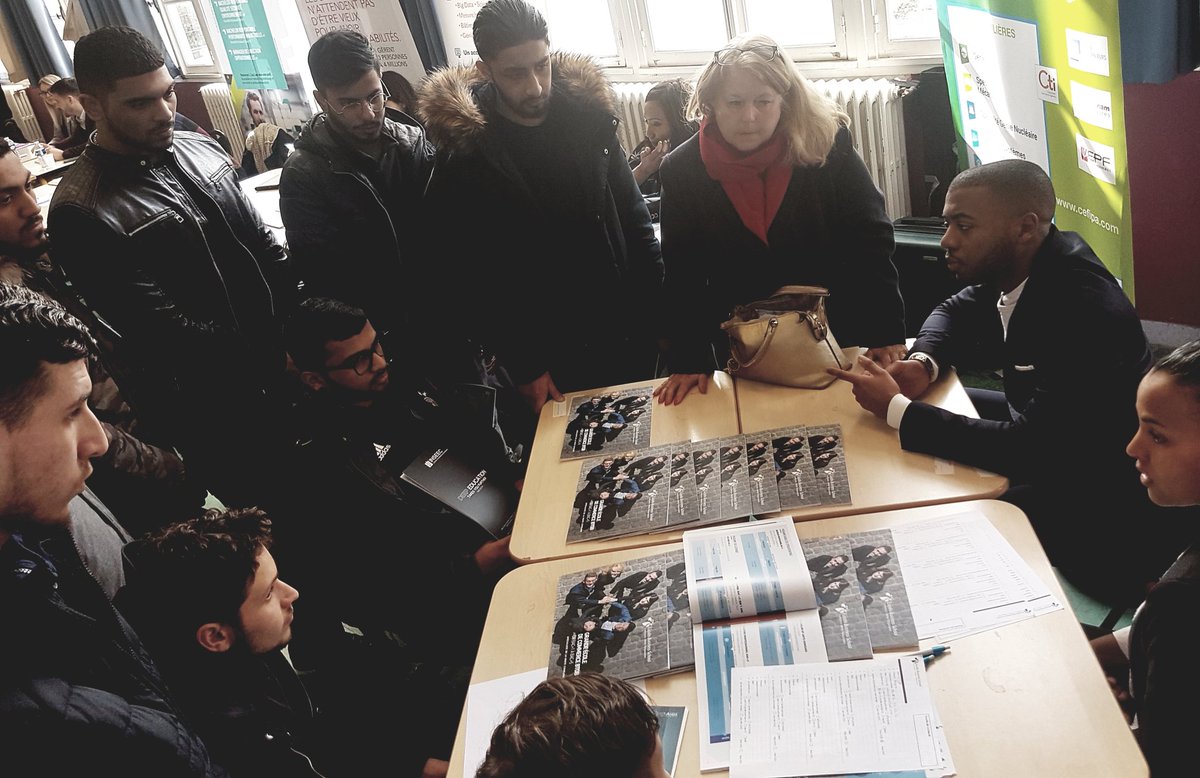 Douglas_Souchu's tweet photo. Heureux de revoir nos anciens étudiants #MonodElB #parcours #réussite #aprèsmonBTS #témoignage #forum #postBTS https://t.co/UNequtZWlO