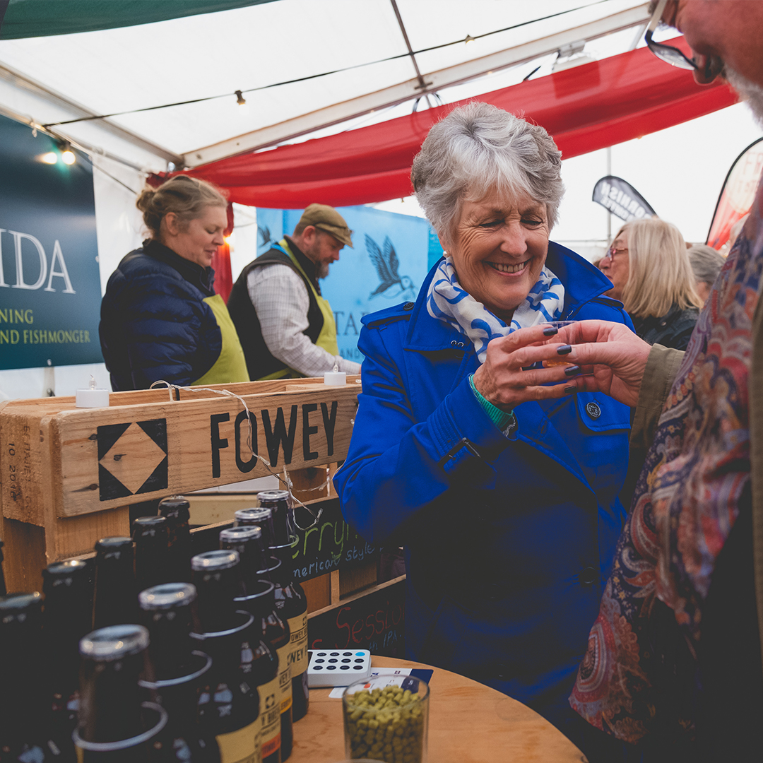 ⭐️ STAND BOOKINGS NOW OPEN! ⭐️

We are pleased to announce stand bookings are now open for the Fowey Christmas Market Weekend: 20th - 22nd Nov 2020

Simply complete the exhibitor enquiry form for more information foweychristmasmarket.co.uk/want-to-exhibit

#foweychristmasmarket #christmas #cornwall