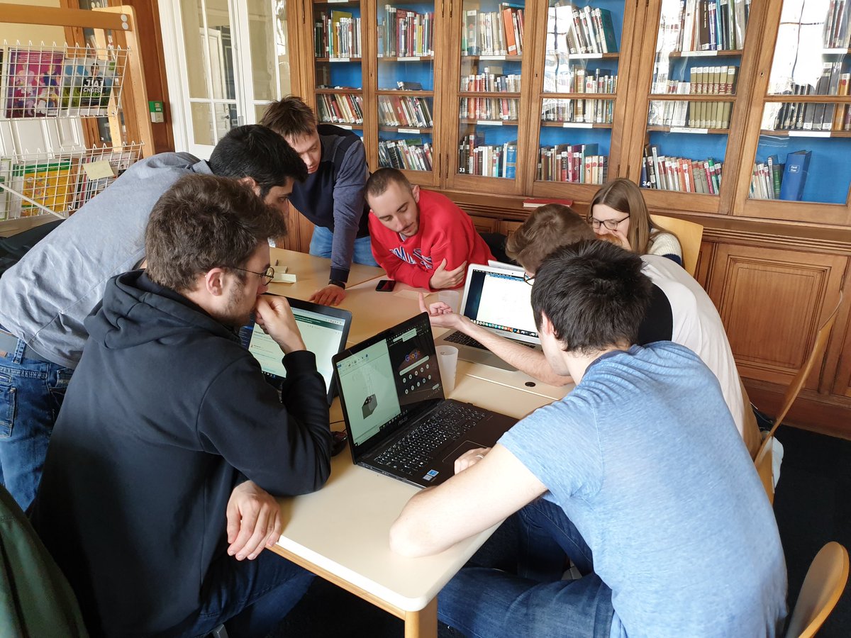 PascalRAY1's tweet photo. Lancement des #dynamodays @MINES_StEtienne événement collaboratif et pluridisciplinaire avec l'ensemble des élèves #icm et des personnels avec comme thème vers une alimentation durable. Merci du soutien @auvergnerhalpes et @SamyKefiJerome pour le soutien. https://t.co/CyYEZxwxSN