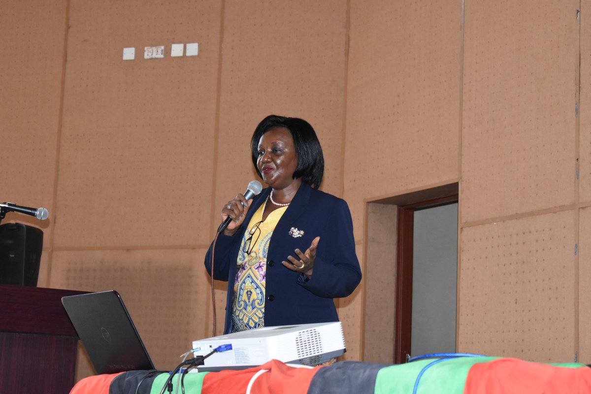 MakerereIGDS's tweet photo. Prof.Rhodah Wanyenze, Dean of @MakerereCHS defines leadership as inspiring ,negotiating ,working with others not war. The changing terrain is meant to accelerate change, where women are respected. @Mak_SWGS #GenderWeek #WomensDay #GenderIdentityWeek #GenerationEquality https://t.co/HN9j5dXeY7