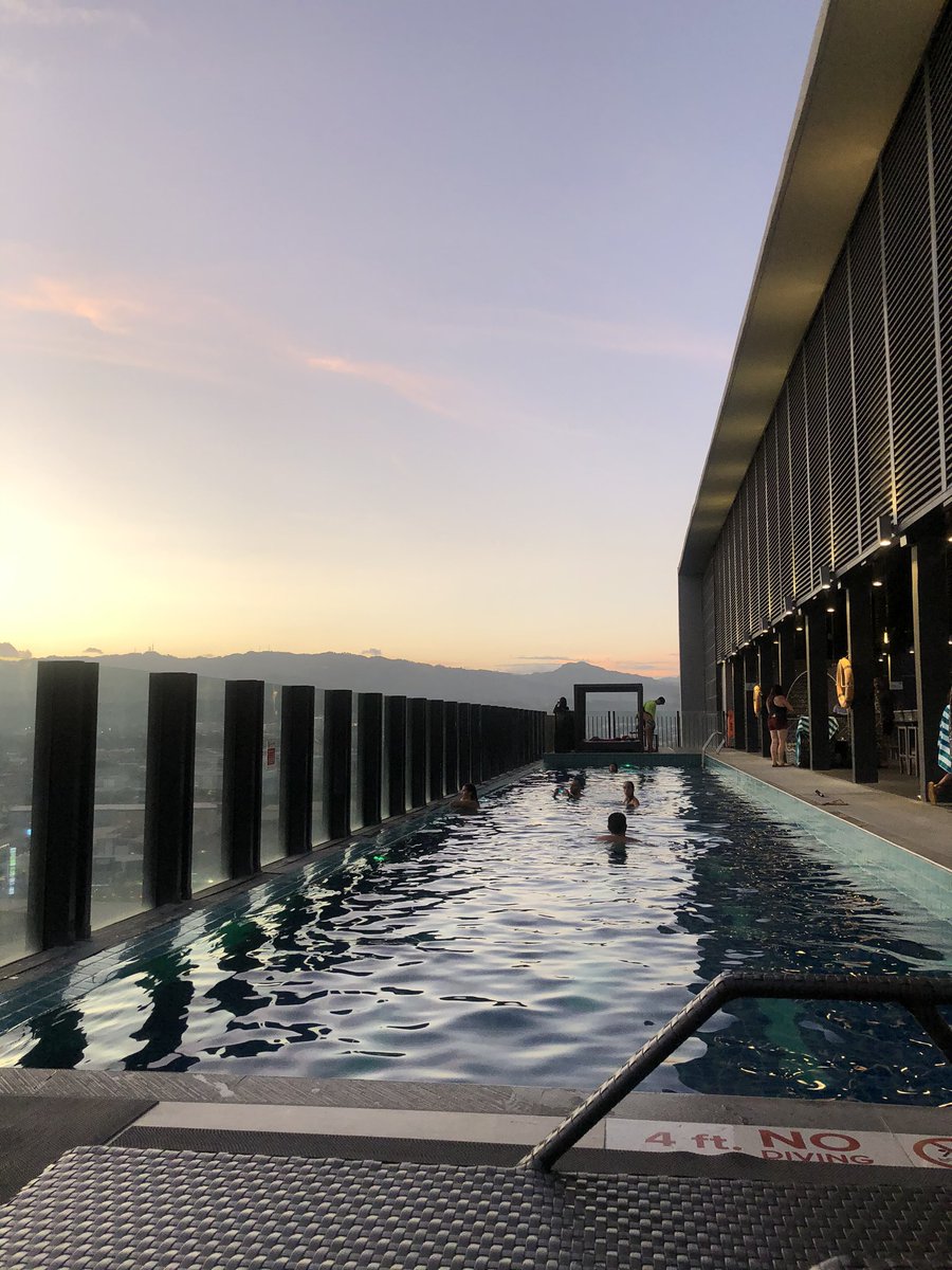 t_tensor's tweet photo. Time to relax after a long day #altercebu #alterph #ceburat https://t.co/avjxdcXz8G