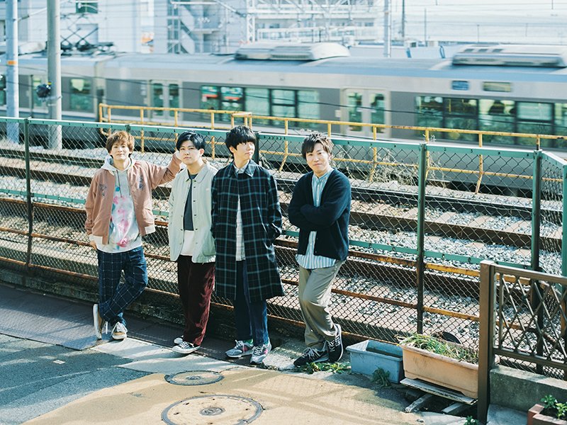 brave_thunders's tweet photo. 3/4(水)に発売される川崎市出身のバンド #sumika の新作EP『Harmonize e.p』に収録されている「ライラ」が、#川崎ブレイブサンダース70周年 アニバーサリーソングに決定しました🙌😆🎊🎹
sumikaによる楽曲提供は、「雨天決行」「アイデンティティ」に続き3度目となります⚡️
https://t.co/lNrfbwyt4o https://t.co/3aUfMuyujR