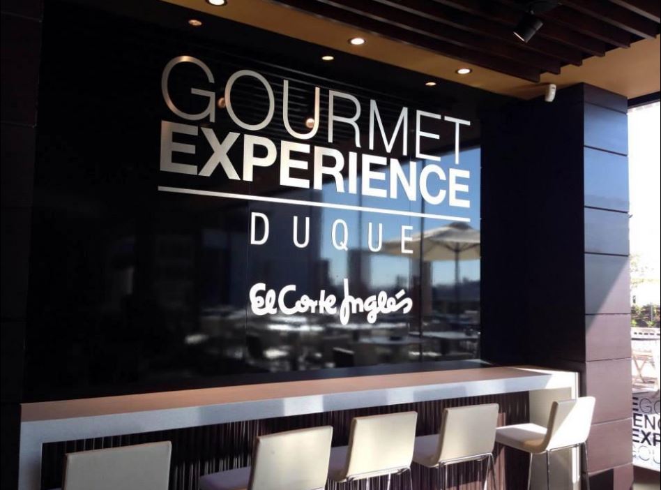 guiagastropass's tweet photo. En Gourmet Experience Duque de @elcorteingles podrás vivir la experiencia de comprar y degustar, un lugar donde comer #tapas en el Centro de #Sevilla. 
#Gastropass #Turismo #Tourism #Travel #Andalucía #Spain #Gastronomía

https://t.co/EMogXZpion https://t.co/5B08PfkY9W