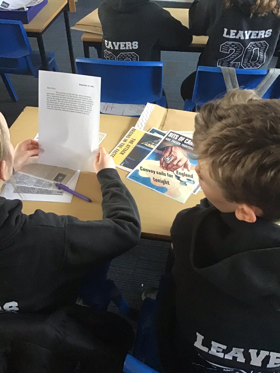 blackhallPS's tweet image. Primary 7B are sorting sources of information to find out more about World War 2 #findinginformation #topictime