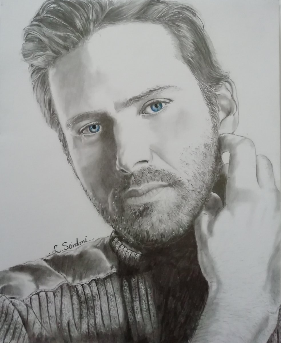 LorellaSindoni's tweet photo. #armiehammer #drawing #art #Arte #Findme #cercami #andreaciman #callmebyyourname #OliverAndElio #ship #oliver #Elio #chiamamicoltuonome #books  #ioleggoperché #leater #picture
#lucaguadagnino #timotheechalamet #armie 
@armiehammer @RealChalamet @aaciman @CMBYNFilm https://t.co/KSRbAN00rq