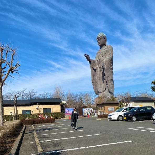 MediaSpringPk's tweet photo. Hello from Japan! @ghanaliofficial shooting in 🇯🇵 for her upcoming film #JapaneseConnection https://t.co/dC6lXKTGvl