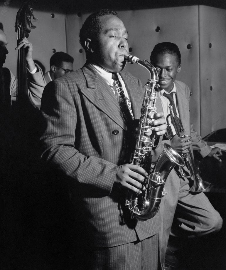 Als stories de l'Instagram ens ho estem passant molt bé posant a prova els vostres coneixements. 

Veniu? 

instagram.com/estivaldejazz

instagram.com/estivaldejazz

instagram.com/estivaldejazz