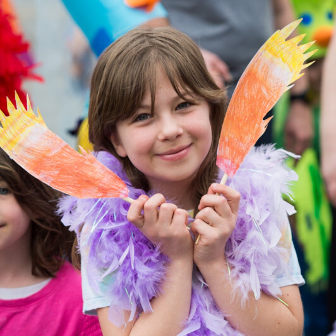 We're excited to have workshops all across #AnnArbor, including those at <a href="/aadl/">Ann Arbor District Library</a>, <a href="/aahom/">AA Hands-On Museum</a> &amp; <a href="/A2ArtCenter/">A2AC (Ann Arbor Art Center)</a> 🎨 Find info about each wonderFOOL workshop here: ow.ly/tAMo50yoUI4 📸: Myra Klarman #FestiFOOLs #FOOLMoon #events