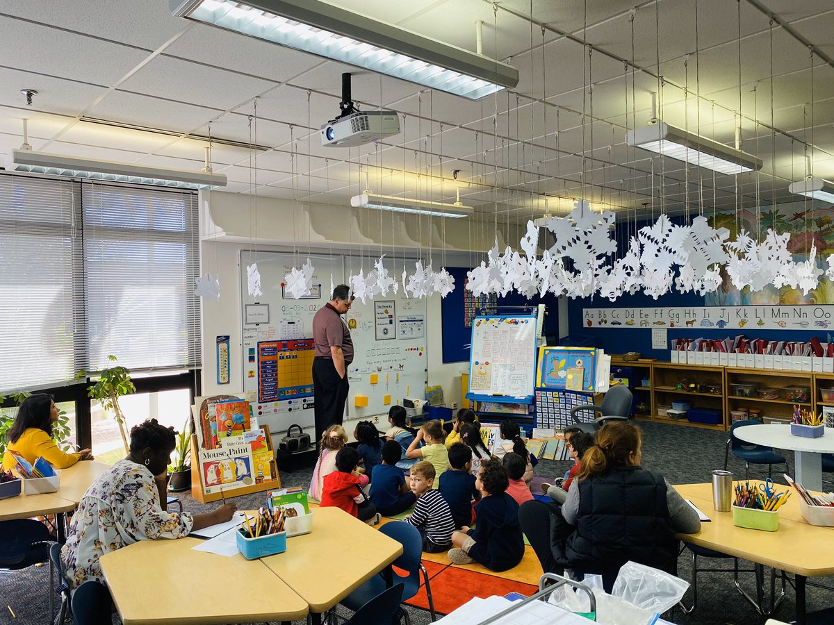 AJavoian's tweet photo. Kinder teachers reflecting and giving each other feedback during learning walks! #dhsedu #6ranches1family @agnsuz https://t.co/phWC0Mq2Lp
