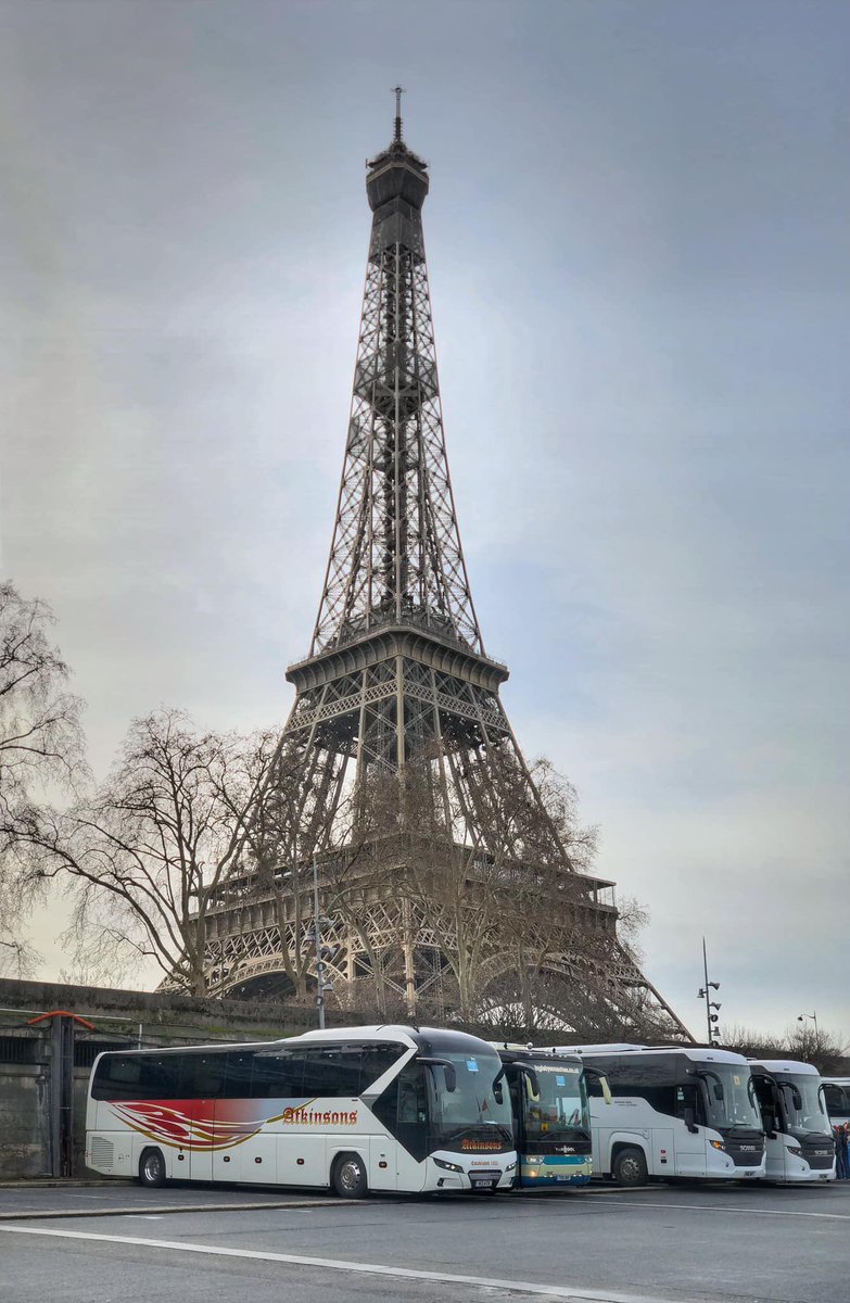 AtkinsonCoaches's tweet photo. A crisp &amp; fresh Parisian morning! Credit: John Atkin https://t.co/d5Snym9EvI