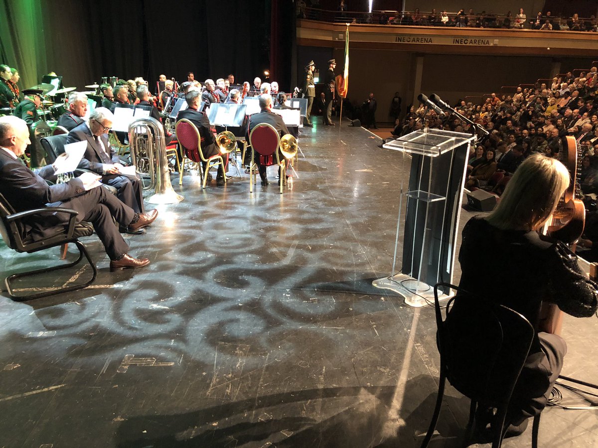 DeptJusticeIRL's tweet image. Our first #CitizenshipCeremony of the day is just about to begin in Killarney. Minister of State @davidstantontd will be conferring Irish citizenship on almost 2500 people over three ceremonies at the @GlenINECArena