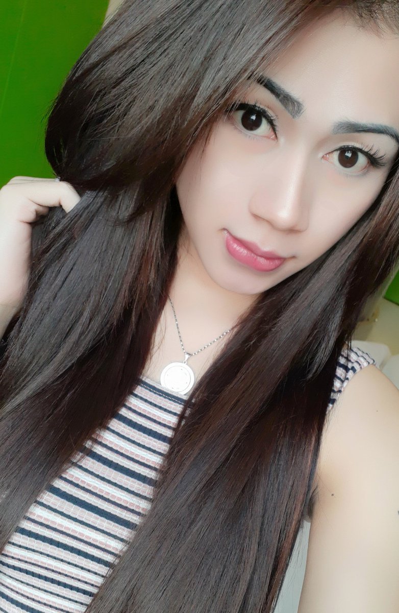 Amel31873337's tweet photo. Bantu follow &amp; RT ya beb akun amel yang lama lupa pasword 😭 
💞 slmt sore Sayank💋💘
#OpenVcsreal 
#openvcscewe https://t.co/yWlgAW78kb