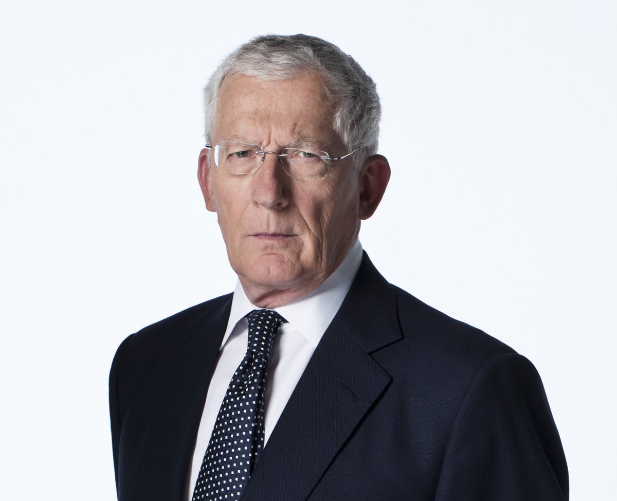 Countdown host Nick Hewer to speak at <a href="/TheSignShowUK/">The Sign Show</a>: signlink.co.uk/News/Events/72… #signs #TheSignShow