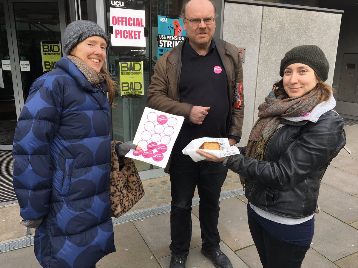 CityUCU's tweet photo. Solidaricake from the Union Chapel’s Margins Project @marginsproj @unionchapeluk @ucu #UCUstrike #UCUstrikesback #strikeforuss https://t.co/Fj6muAczfH