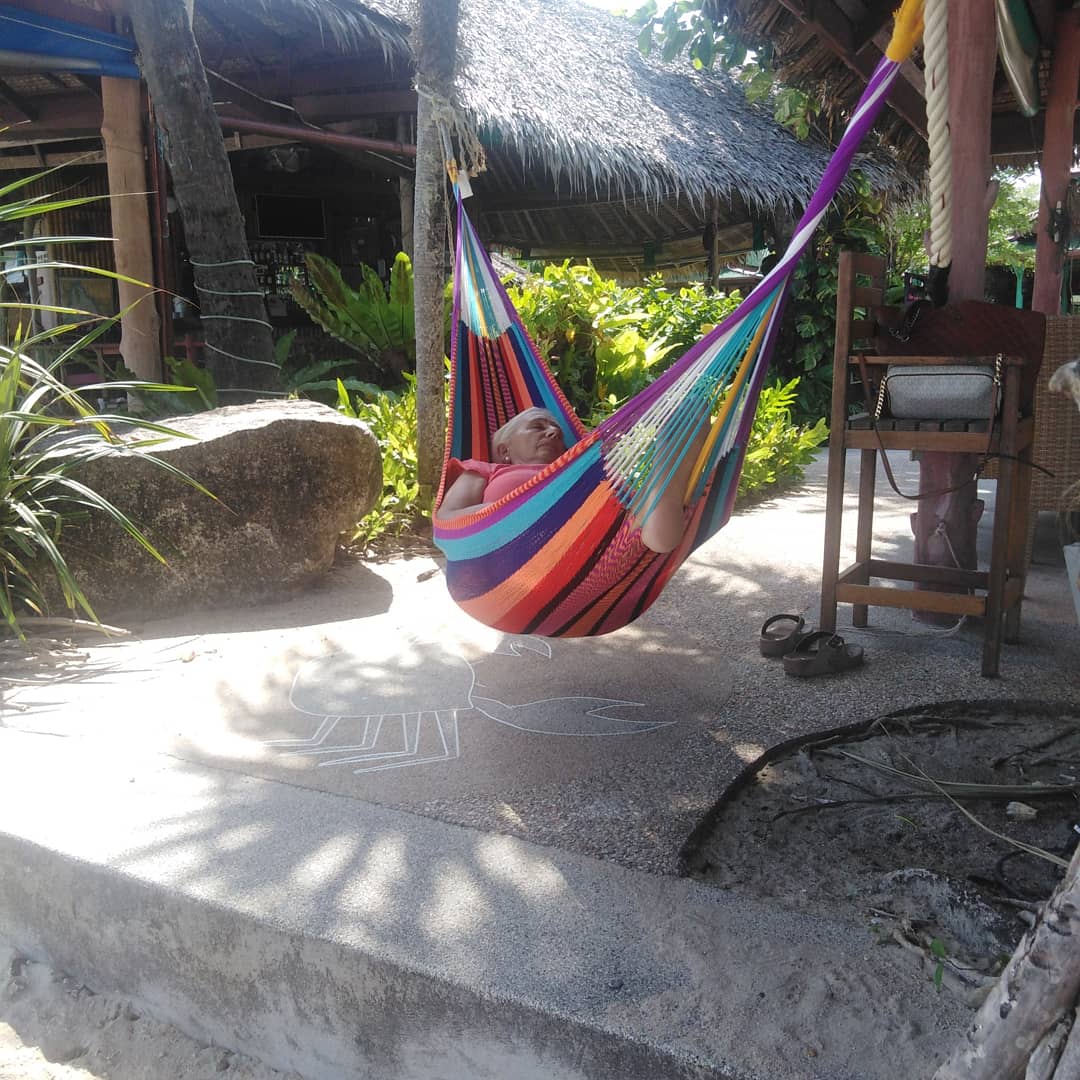 nativehabitathq's tweet photo. How about a nap on the beach?
😴
🏝️
🏖️
⛱️
#tiyashammocks #hammockphuket #hammock #hammocks #hammocklife #hammockliving #hammocklifestyle #hammockthailand #hammocktime #hammocking #phuket #phuketthailand #thailand #handmadehammock #island #islandlife #nap #naptime #napping https://t.co/j5gOG9NPIg