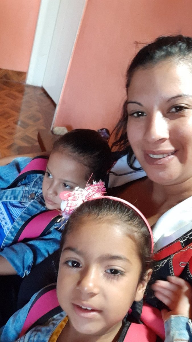 zonfrillo_maite's tweet photo. Amarlas!!! Nos vamos al jardin😀😍 https://t.co/IrXrWmg73Q