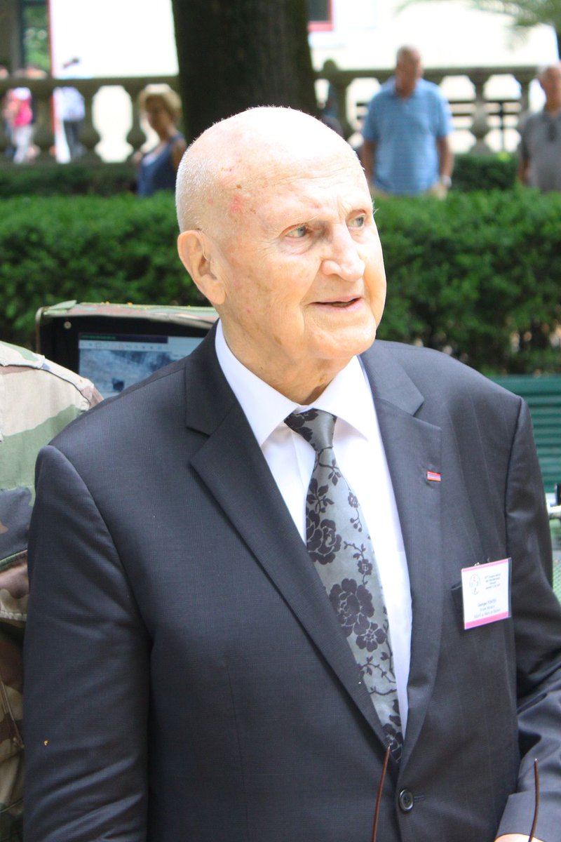 PascalRESPLANDY's tweet image. ⚫️ Par respect pour la mémoire de Georges Fontès, maire de Béziers de 1983 à 1989 et ancien ministre, décédé la nuit dernière, nous suspendons ce jour notre campagne électorale. J’adresse toutes mes condoléances à sa famille et à ses proches.