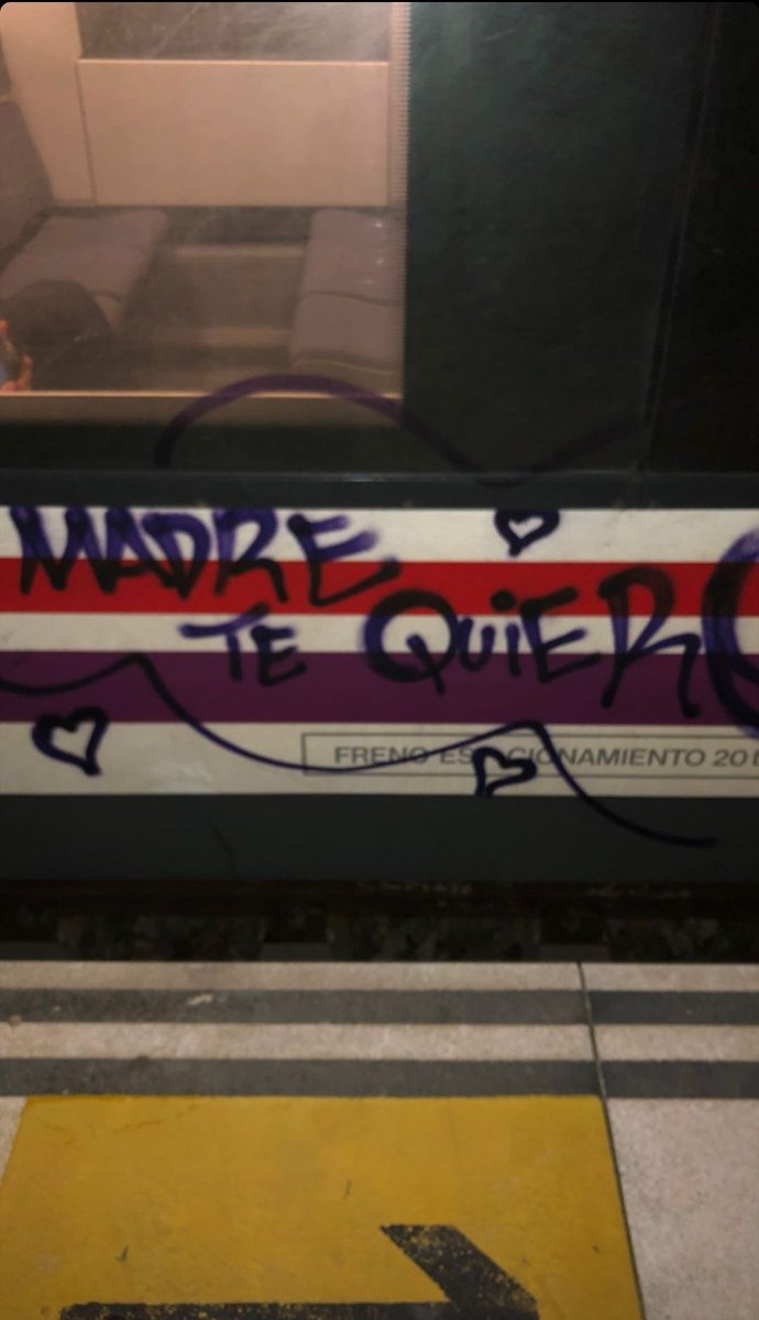 ecocharlieb's tweet image. La primera regla e&apos; amar siempre a tu mamá @xk0rpyo 🥰🙏