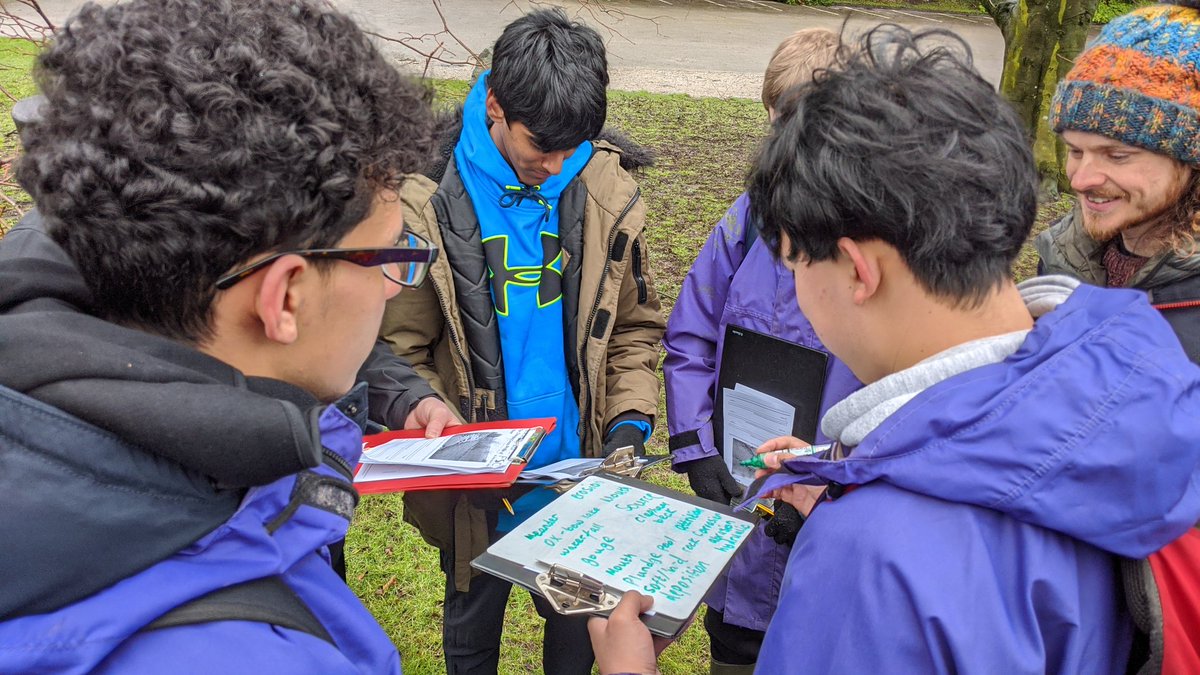 academy_assisi's tweet photo. Starting off our Geography Field Trip in Yorkshire. Students are discussing properties of rivers. @asfahos @mrcleggg https://t.co/8CEkY0vrnF