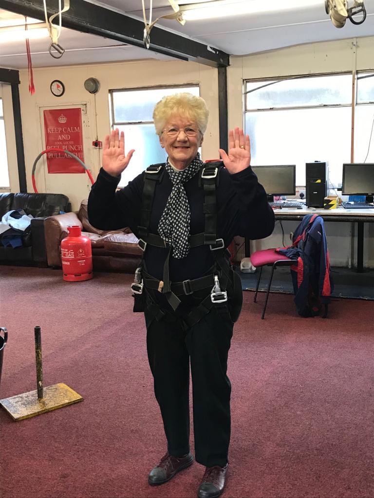 moodrewsmith's tweet photo. My Nan, Jane, is DOING A SKYDIVE for her 80th, &amp; to raise money for @alzheimersSoc. 

My grandad Len was diagnosed 10yrs ago. This has impacted Nan a lot, turning her into a full-time caregiver. 

Show her some ❤️ &amp; donate:
https://t.co/QQxQNiHZMr

👵🏼✈️🪂💸

#SkyDivingNan https://t.co/mp4dcy6qz3