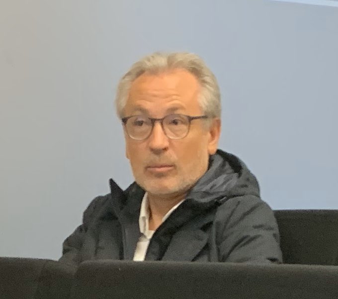 Anestesia Clínico Valencia (@anestesiavalen) on Twitter photo #AnesthesiologySeminars <a href="/jcarlostornero/">Carlos Tornero</a> Actualización y Análisis Crítico Multidisciplinar de la Cirugía Cardíaca precoz en el enfermo con estenosis aórtica grave. <a href="/eusonsara_/">Sara</a> Dr. Fernando Hornero, Jefe de #ServicioCirugíaCardíaca <a href="/GVAclinic/">Hospital Clínic de València</a> <a href="/incliva_iis/">INCLIVA</a> <a href="/EACTS/">EACTS</a> @ESA_HQ <a href="/ESICM/">ESICM</a> #AnesthesiologySeminars <a href="/jcarlostornero/">Carlos Tornero</a> Actualización y Análisis Crítico Multidisciplinar de la Cirugía Cardíaca precoz en el enfermo con estenosis aórtica grave. <a href="/eusonsara_/">Sara</a> Dr. Fernando Hornero, Jefe de #ServicioCirugíaCardíaca <a href="/GVAclinic/">Hospital Clínic de València</a> <a href="/incliva_iis/">INCLIVA</a> <a href="/EACTS/">EACTS</a> @ESA_HQ <a href="/ESICM/">ESICM</a>