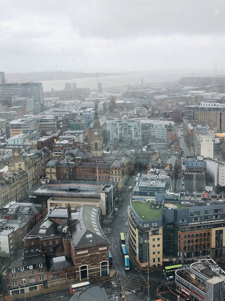 MolloyFrances's tweet photo. I’m here in the Radio City Tower waiting to go live on @RadioCityTalk from 11.30 am with @MrMickCoyle talking about Gov’t delays and everything @tyreduk 
#OldTyresKill #Fact 💛 https://t.co/eD24G6O0fV
