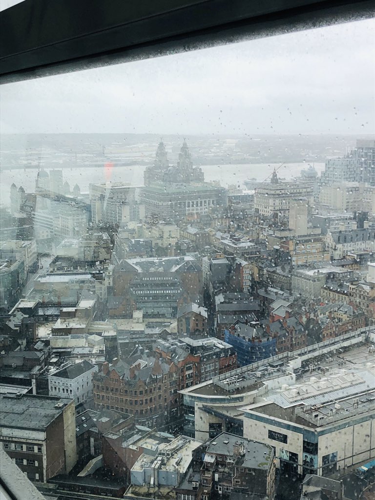 MolloyFrances's tweet photo. I’m here in the Radio City Tower waiting to go live on @RadioCityTalk from 11.30 am with @MrMickCoyle talking about Gov’t delays and everything @tyreduk 
#OldTyresKill #Fact 💛 https://t.co/eD24G6O0fV