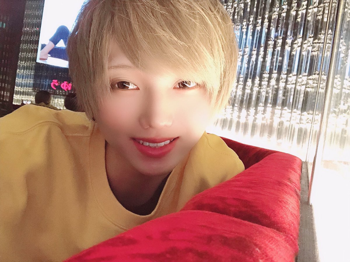 nacha__16's tweet photo. なちゅかわいすぎて余分に税金払いたい https://t.co/siW9f8shkt