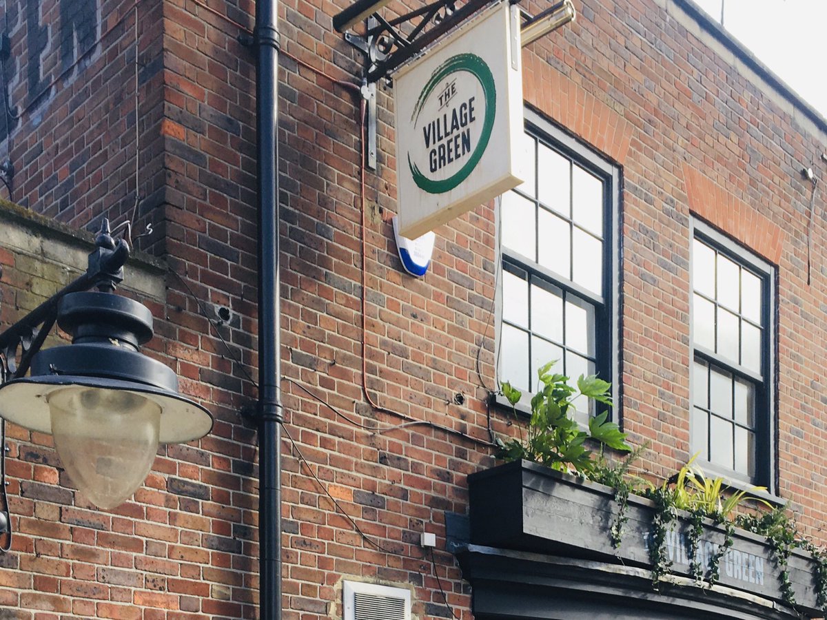 John Baird pub in north London’s Muswell Hill is no more. It’s been refurbished and is now called The Village Green. It opens its doors this Thursday. 🇬🇧🍺🍷#JohnBairdPub #VillageGreenPub #MuswellHill #London