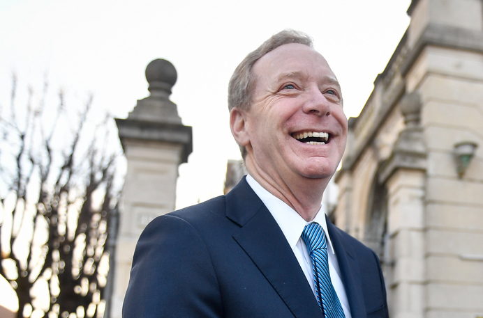 tempoweb's tweet photo. Lo #smartphone ci ascolta? Sentite cosa dice il presidente di #Microsoft Brad Smith ➡️ https://t.co/sogagC6XaO #tecnocrazia #blog @davidedisanto #tecnologia #privacy #CyberSecurity https://t.co/tPEfI2pmVg