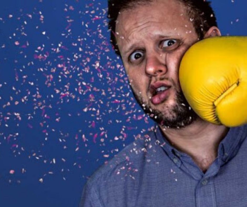 COMEDY NIGHT FRIDAY 20TH MARCH 🤣

Our March show sees us joined by the wonderful Neil McFarlane, Andy Gleeks, Sarah Breese &amp; our headline act Tom Glover!

These shows are extremely popular-GET YOUR TICKETS TODAY: vmne.ws/2S4YjCi 

#comedyshow #comedynight #pangbourne