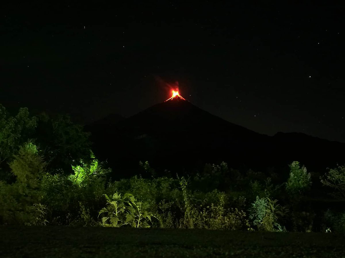 Man! I miss Guatemala 💔
Thank you <a href="/Matthew__Watson/">Prof Matthew Watson</a>, <a href="/AilsaNaismith/">Ailsa Naismith</a>, Matt Purvis and my coursemates for making #UoBGuate2020 the best field-trip to date!