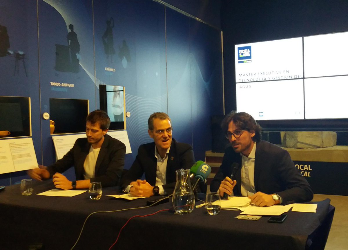 AMAEM_Oficial's tweet photo. Esta mañana el director de la @_EscueladelAgua, @llucpeclim ha presentado en nuestro Museo la 9ª edición del Máster Executive en Tecnología y Gestión del Agua con novedades en temario y metodología y en el que nos incorporamos como colaboradores y sede.
https://t.co/7ELHASZk3a https://t.co/FQmKMERsnp