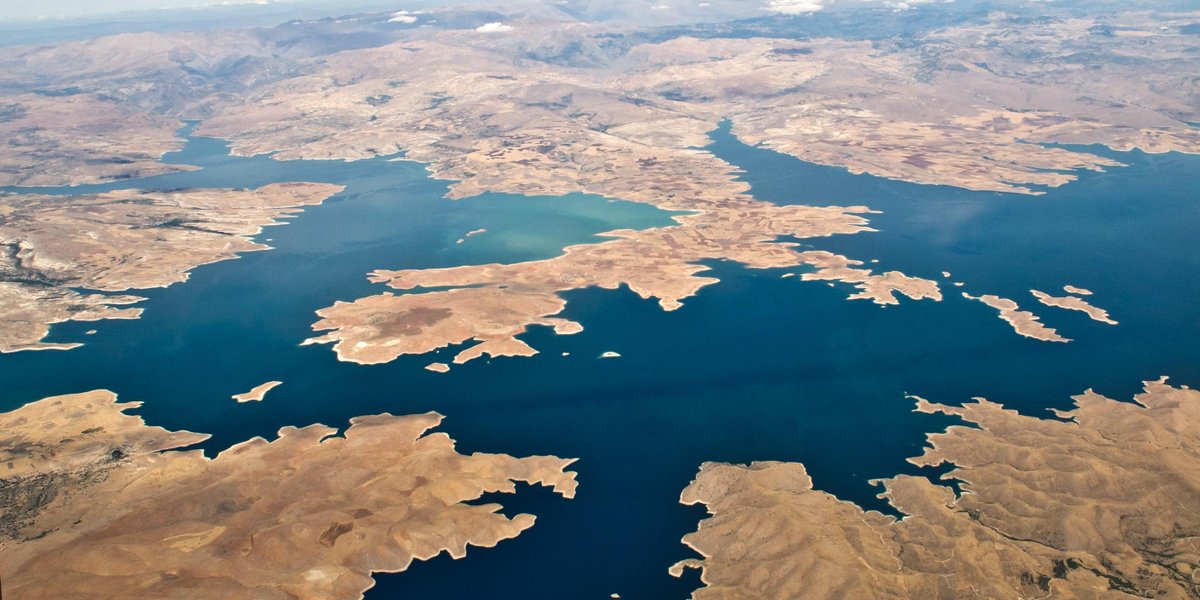 OxfordSBS's tweet image. Did you see the first episode of our #GOTO2020 mini-series last week? 🌍 If not, read Saskia Rotshuizen&apos;s MBAblog: &quot;GOTO: A lesson in sitting in the discomfort&quot;, where she gives her insight into this year&apos;s process #SystemsThinking #IcebergModel #OxfordSBS oxsbs.link/2vD4GFZ