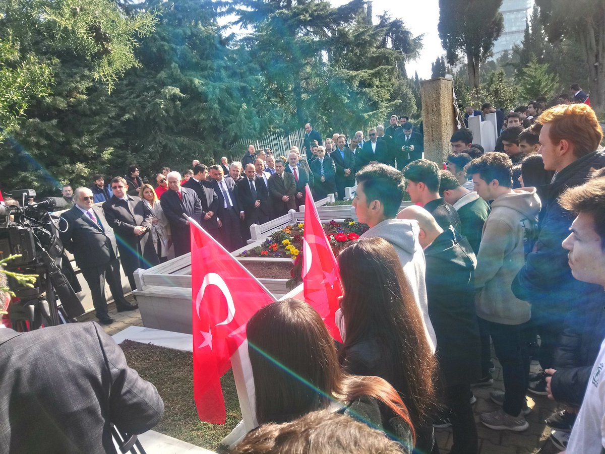 ErcanH2O's tweet photo. Vefatının 40.yılında eski Hatay Devleti Cumhurbaşkanı Merhum Tayfur SÖKMEN'i kabri başında anıldı. #TayfurSökmen https://t.co/uehNBunGfh