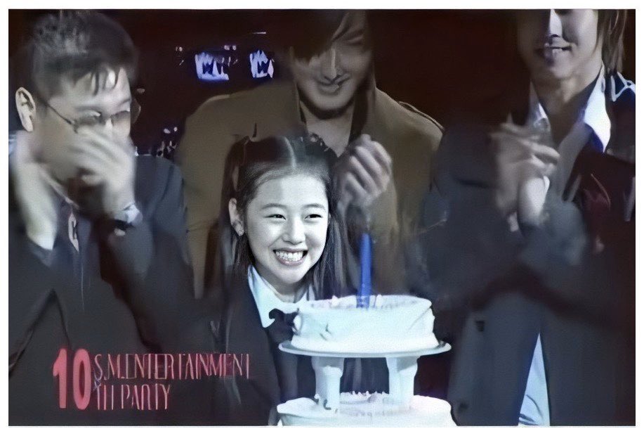Sulli Thailand tweet media