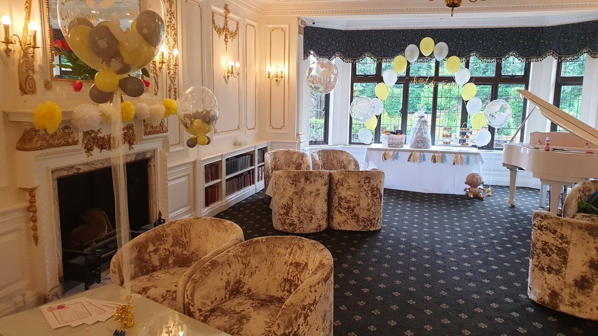 Babies Everywhere! 
👶🏻🍼

It's time to get your #babyshower booked, but which style will you choose?

Afternoon Tea? Sit Down Lunch? Your Own Request?

💜💙💖

We will have an option to suit you. 

Don't believe us? Give our friendly Events Team a call  01277 554004.