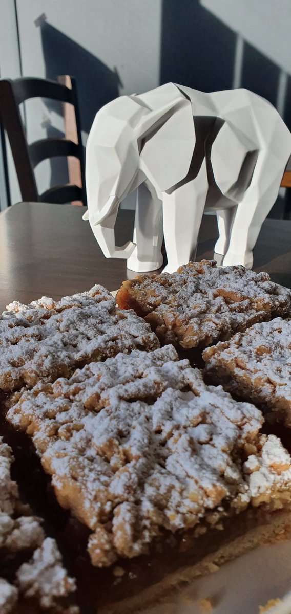 Freshly made home made apple pie😍🥰🍎🍏🍎🍏🍎

Do you know we have a deal any coffee and cake just for £4 ?😉😊😋

Come and get it! Available only in store😊😋😜☕🍦🐘🐘🐘🧇🥞