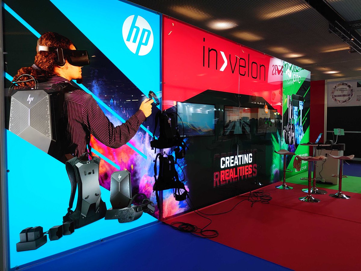 InvelonTech's tweet photo. ¡Ya hemos llegado a #AF2020 con este increíble stand y muy bien acompañados, junto a @HP y #PTC! Visítanos en el 📍 stand F630 desde 📅 hoy martes, 3 de marzo, hasta el jueves, 5 de marzo, y conoce todas las posibilidades y beneficios que puede aportar la #VR y #AR a tu negocio👏 https://t.co/PMf4lnfklg
