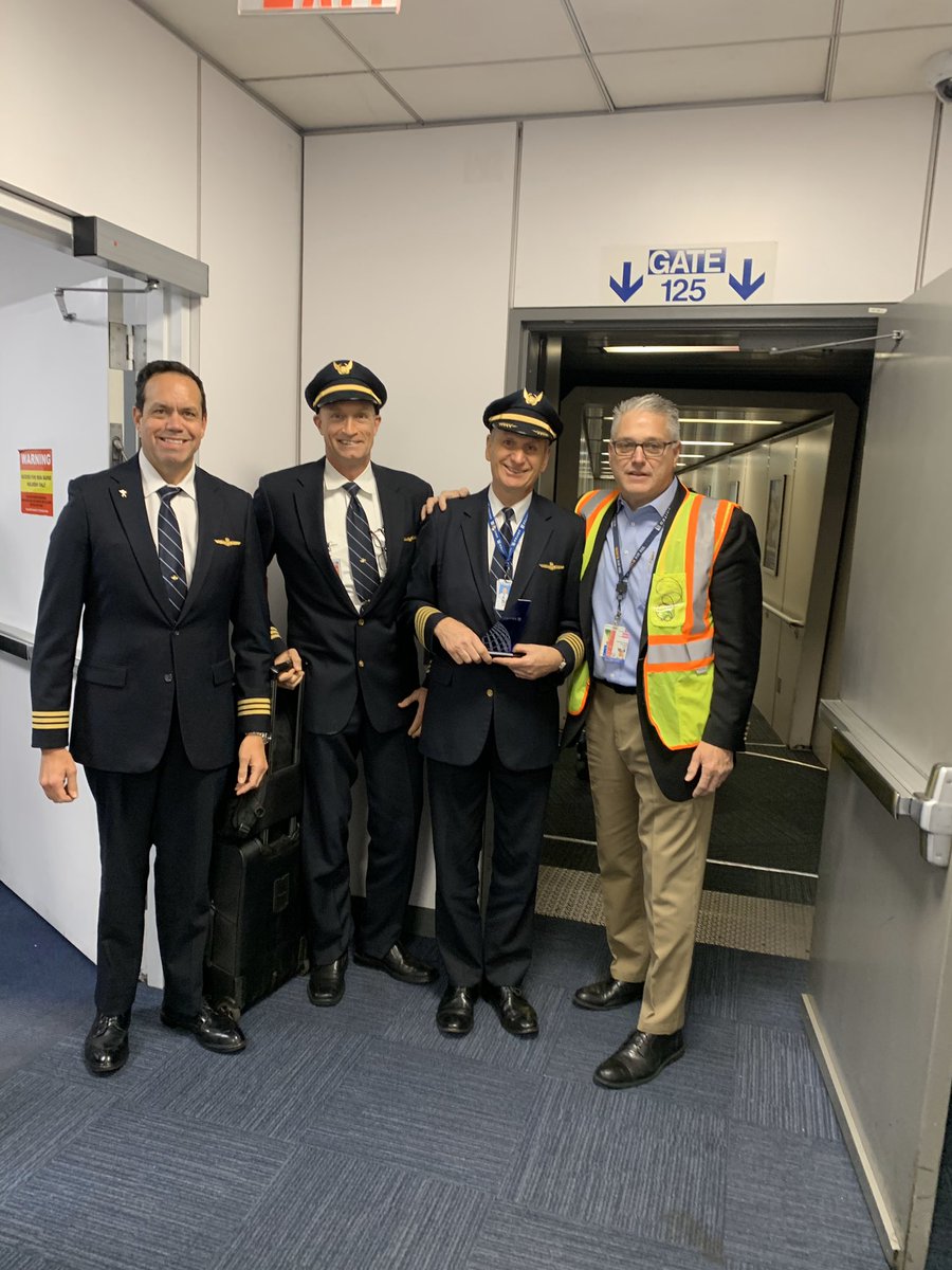 EWRCPO's tweet photo. CA Healy, thanks for your 30 years of service. We wish you tailwinds &amp; all the best in your retirement! #EWRCPO #beingunited #United2winNYC @weareALPA @magda @mike_bangma @EWRCPO @grj02 @jeff_riedel160 @susannesworld @JMRoitman @weareunited @EWRmike @fabiangarciaEWR https://t.co/rZgSQTLyLV